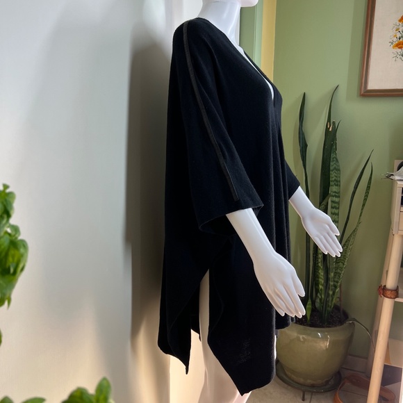 VINCE Pancho cape sweater deep V neck black cashmere leather accent M/L - Picture 12 of 16